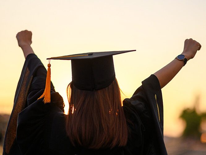 θέλουμε να εξασφαλίσουμε τις σπουδές του παιδιού μας